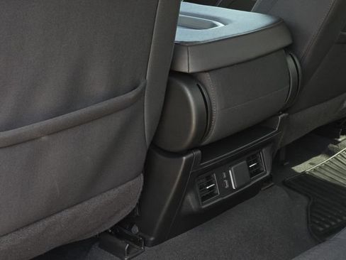 Used 2025 Chevrolet Silverado 1500 LT AWD/4WD image 39
