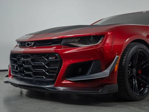 Used 2018 Chevrolet Camaro ZL1 RWD image 12