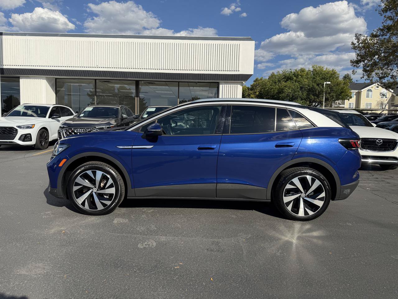 Used 2022 Volkswagen ID.4 Pro S w/ Gradient Package AWD/4WD image 18