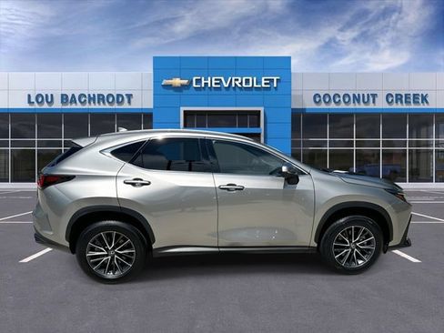 Used 2023 Lexus NX 350 AWD image 9