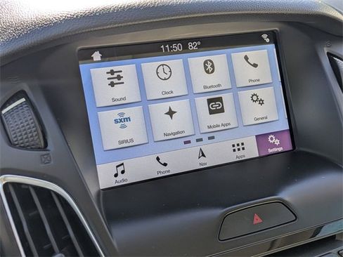 Used 2017 Ford Focus Electric Hatchback image 22