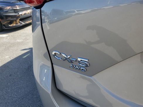 Used 2025 MAZDA CX-5 AWD 2.5 S w/ Select Package image 6