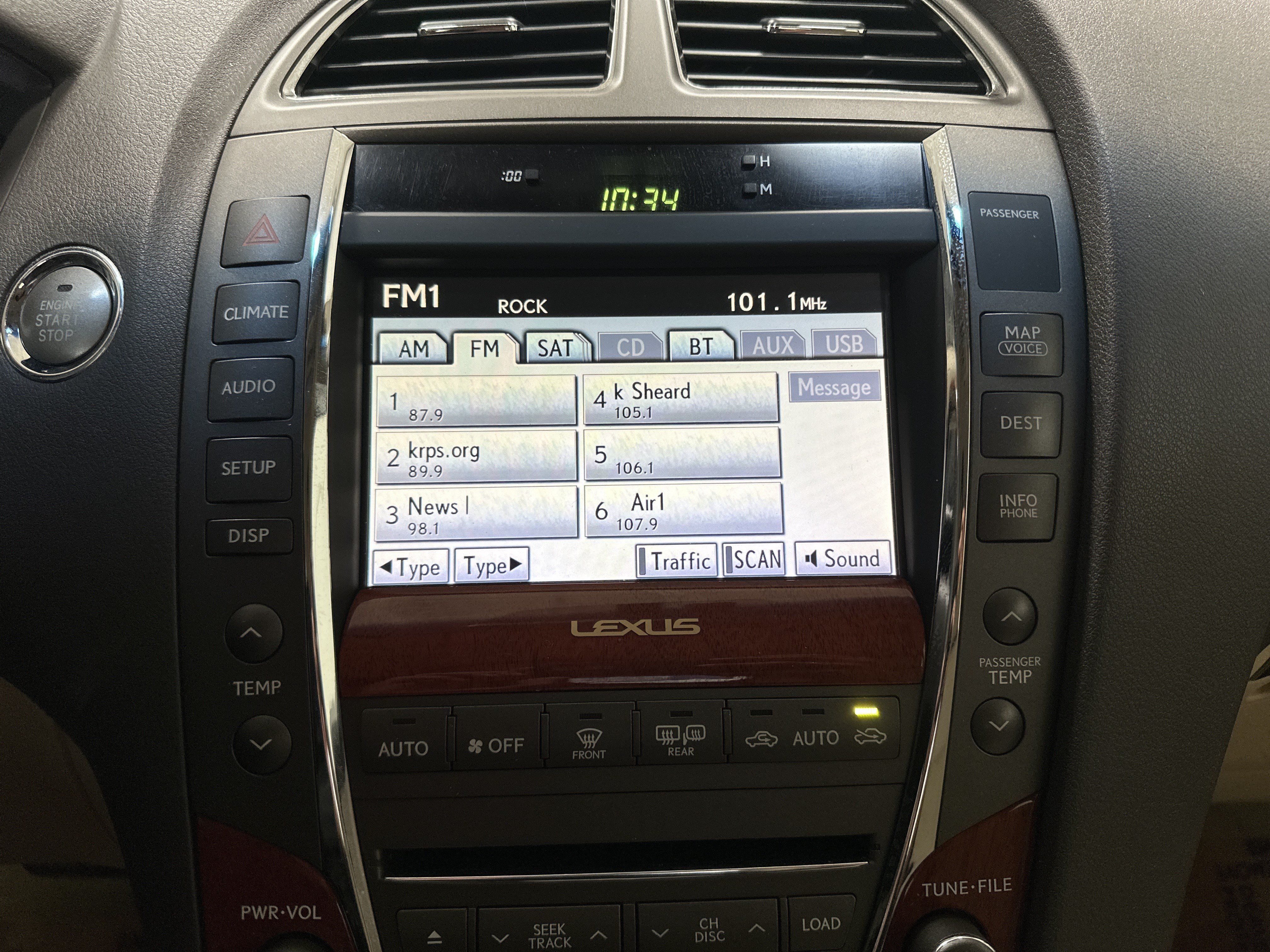 Used 2011 Lexus ES 350 FWD image 23
