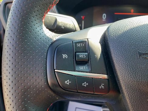 Used 2023 Ford Escape ST-Line FWD image 19