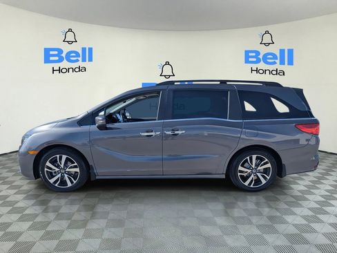 Certified 2024 Honda Odyssey Touring image 2