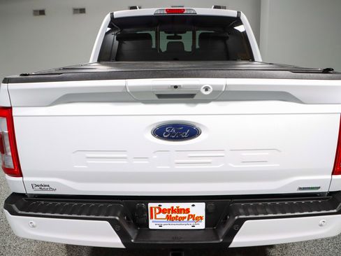 Used 2022 Ford F150 Lariat w/ Equipment Group 502A High image 9