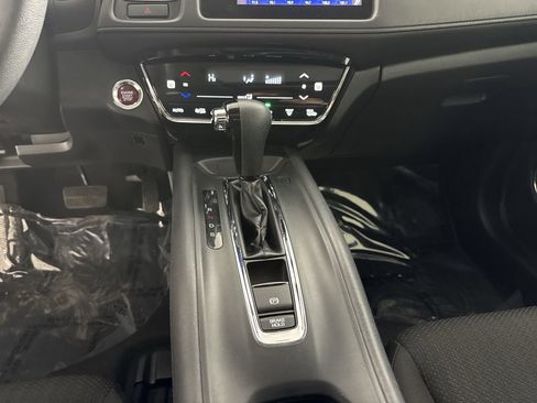 Used 2016 Honda HR-V EX image 19