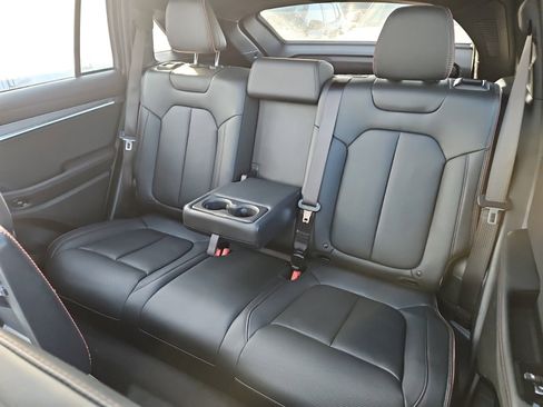 Used 2024 Jeep Wagoneer Launch Edition image 10