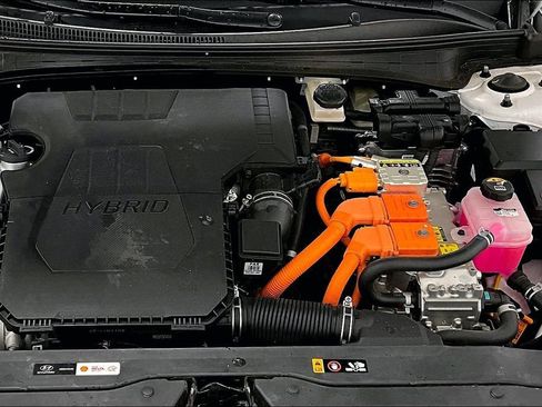 Certified 2025 Hyundai Elantra SEL image 12