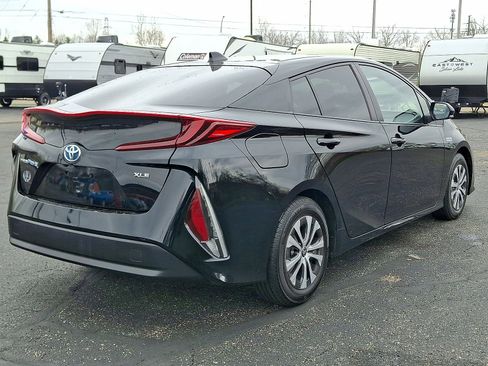 Used 2022 Toyota Prius Prime XLE FWD image 23