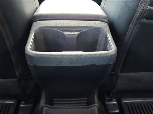 Used 2019 Toyota Tacoma TRD Off-Road image 17