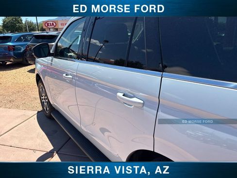 Used 2025 Ford Expedition Active AWD/4WD image 18