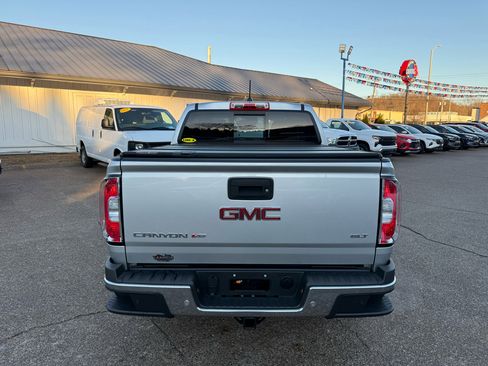 Used 2019 GMC Canyon SLT w/ Driver Alert Package image 5