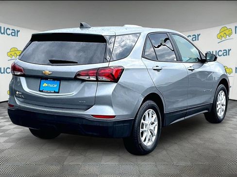 Used 2024 Chevrolet Equinox LS w/ LS Convenience Package AWD/4WD image 6
