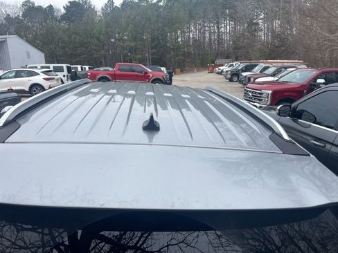 Used 2021 Ford Explorer Limited w/ Equipment Group 301A image 12