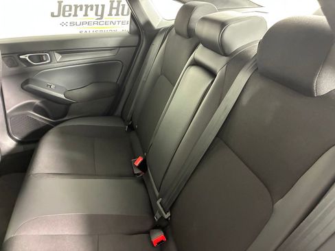 Used 2025 Honda Civic Sport image 22