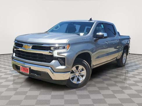 Used 2023 Chevrolet Silverado 1500 LT RWD image 2