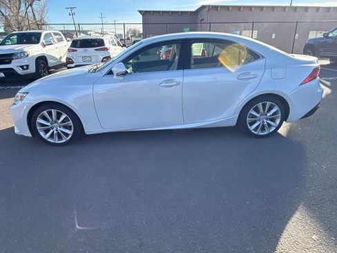 Used 2015 Lexus IS 250 image 4