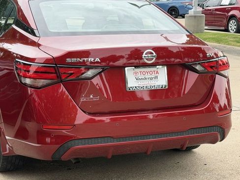 Used 2022 Nissan Sentra SV w/ All-Weather Package FWD image 6