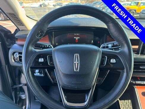 Used 2022 Lincoln Aviator Reserve w/ Equipment Group 201A image 12