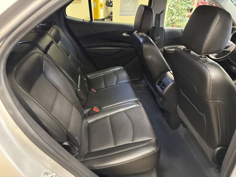 Used 2020 Chevrolet Equinox Premier image 20