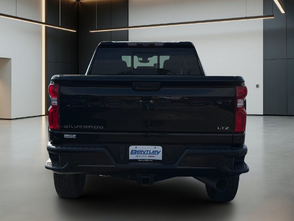 Certified 2022 Chevrolet Silverado 2500 LTZ w/ Z71 Chrome Sport Edition AWD/4WD image 6