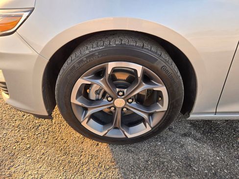 Used 2022 Chevrolet Malibu LT image 29