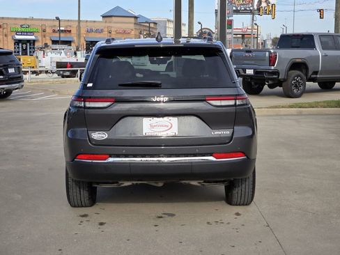 Used 2025 Jeep Grand Cherokee Limited image 7