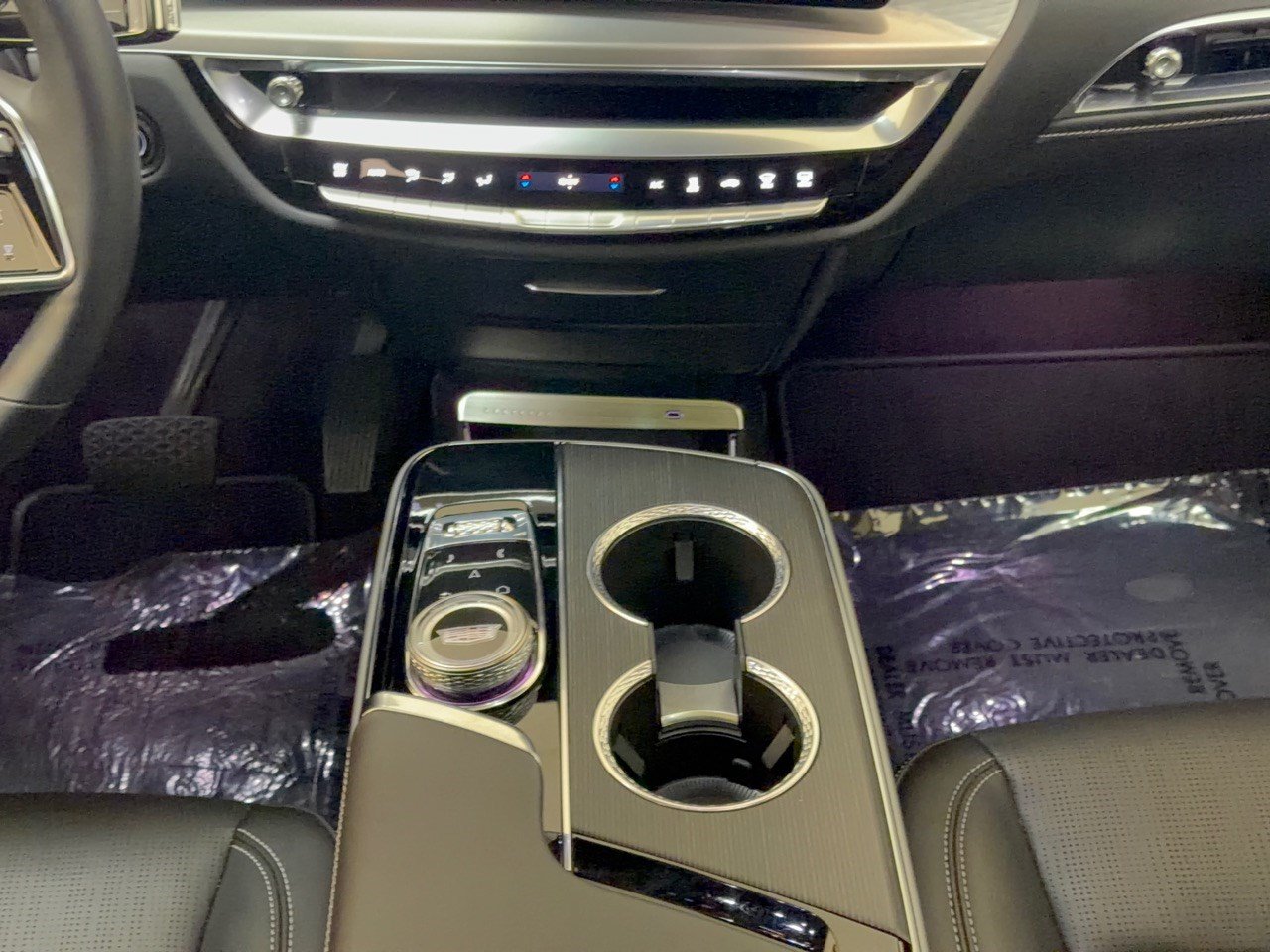 Used 2024 Cadillac Lyriq Luxury RWD image 22