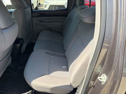 Used 2013 Toyota Tacoma PreRunner w/ TRD Sport Pkg image 8