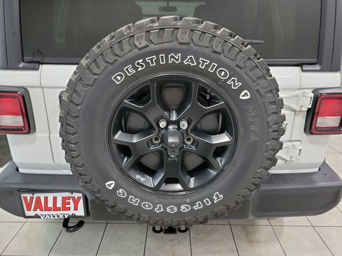 Used 2022 Jeep Wrangler Unlimited Sport image 56