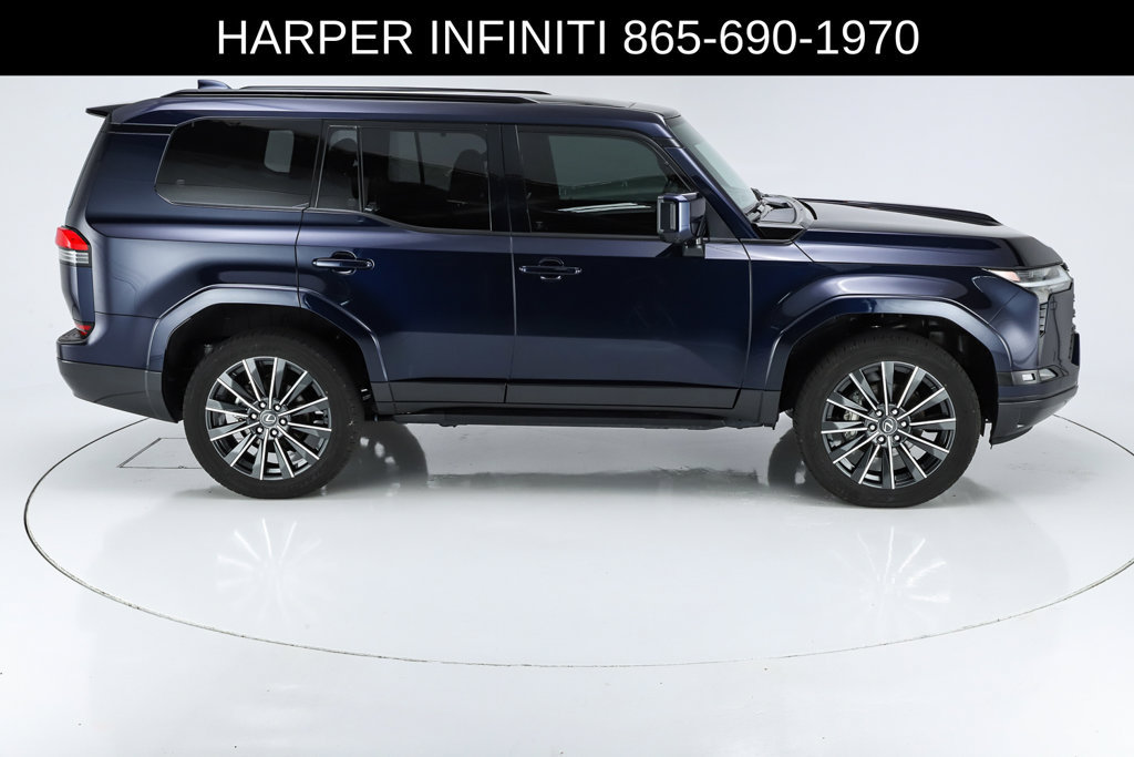 Used 2024 Lexus GX 550 w/ Accessory Package (2T) AWD/4WD image 11