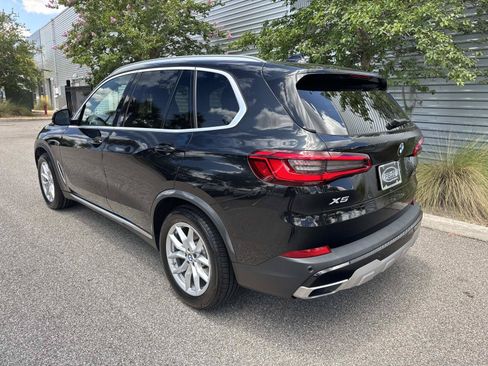 Used 2019 BMW X5 xDrive40i w/ Convenience Package AWD/4WD image 3