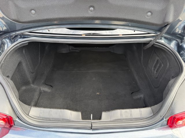 Used 2021 Chevrolet Camaro LT RWD image 21