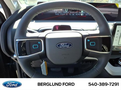 New 2026 Ford Expedition Max Active image 17