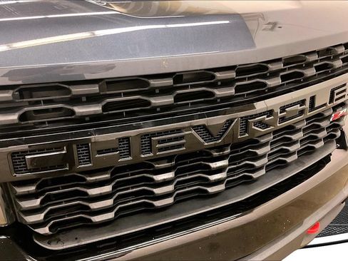 Used 2022 Chevrolet Silverado 1500 Custom Trail Boss AWD/4WD image 31