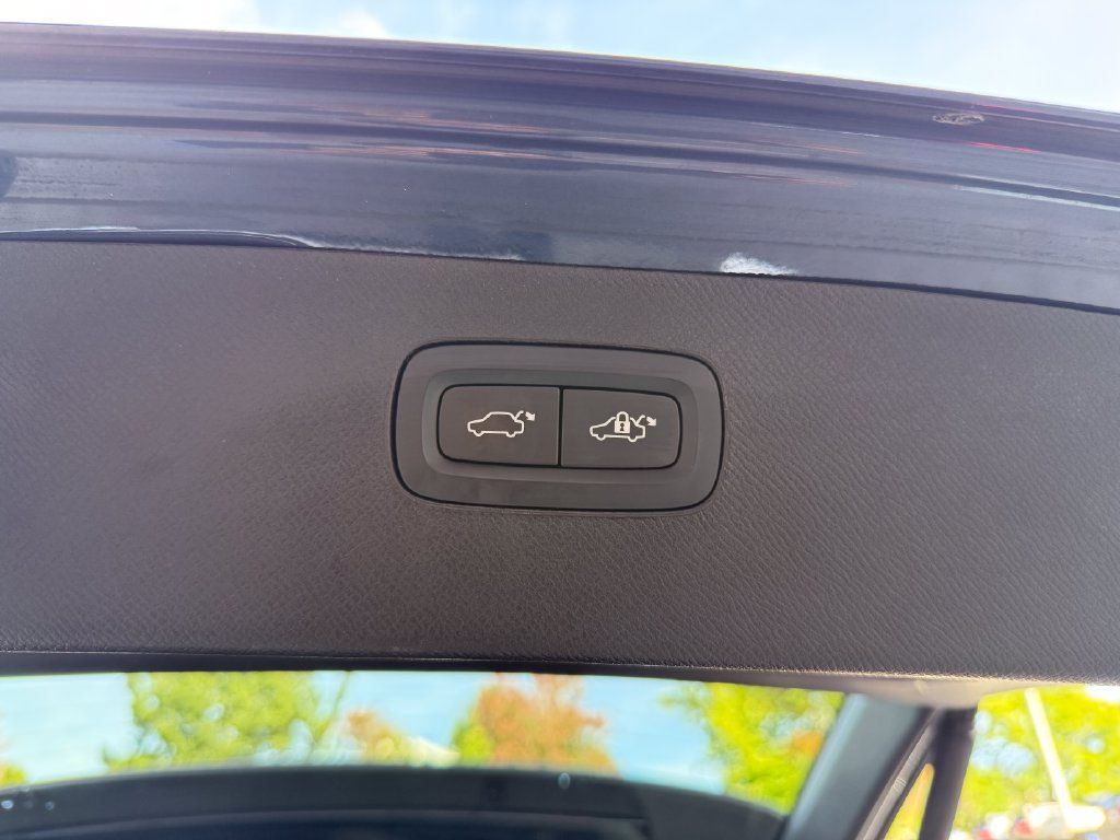 Used 2020 Volvo XC90 T6 Inscription w/ Protection Package Premier AWD/4WD image 29