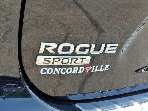 Used 2019 Nissan Rogue Sport SV AWD/4WD image 29