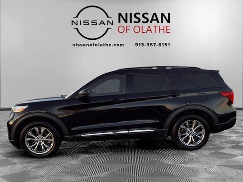 Used 2020 Ford Explorer XLT w/ Equipment Group 202A image 19