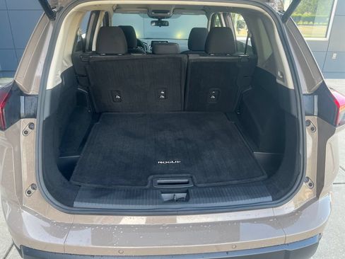 Certified 2025 Nissan Rogue SV AWD/4WD image 26