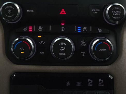 Used 2022 RAM 1500 Laramie image 26