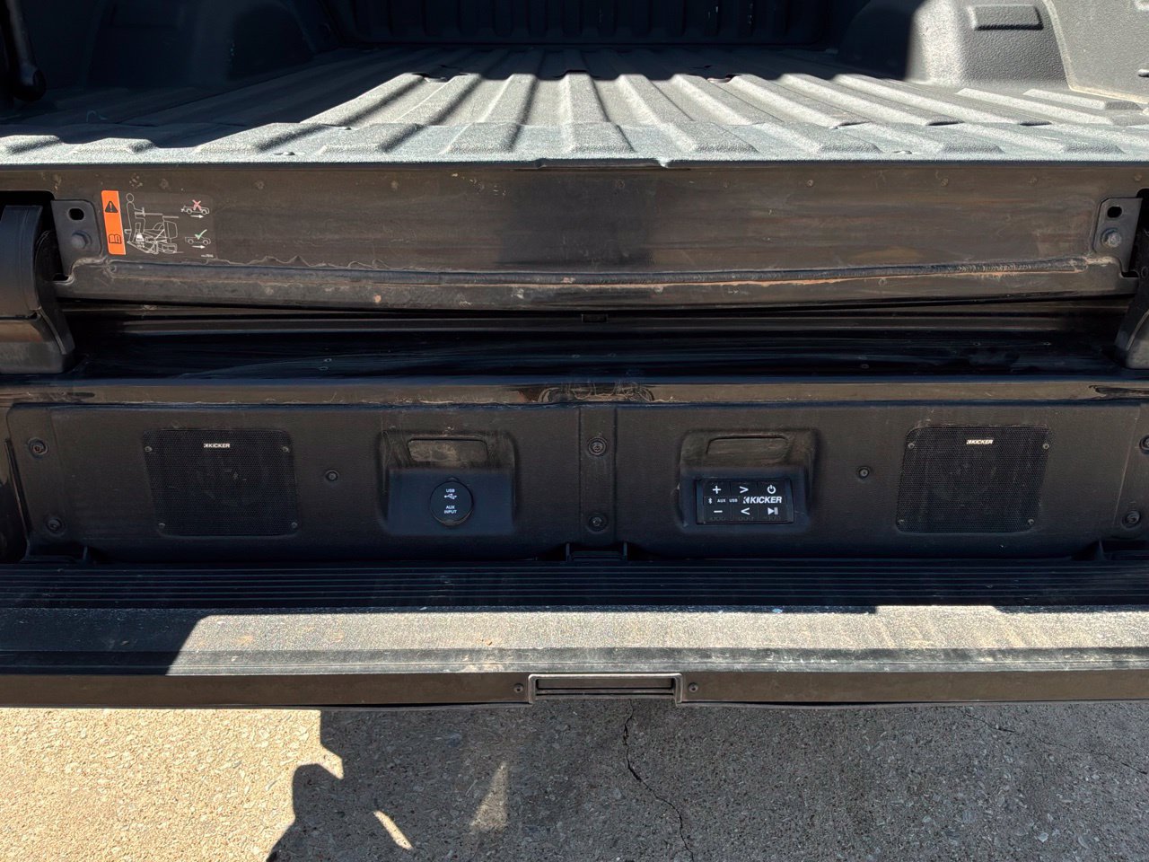 Used 2021 GMC Sierra 2500 Denali w/ Denali Black Diamond Edition AWD/4WD image 13