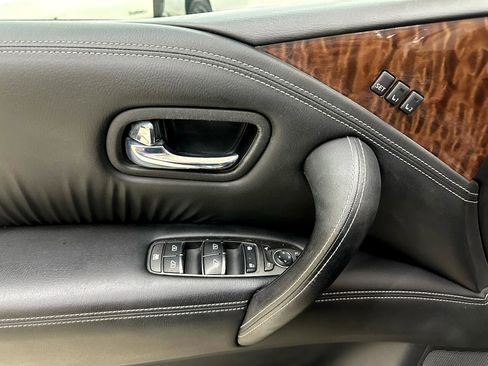 Used 2018 Nissan Armada SL w/ Moonroof Package image 19