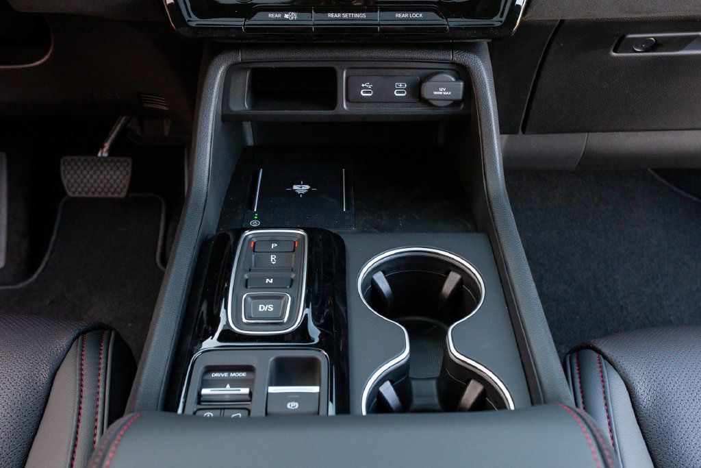 New 2026 Honda Pilot Black Edition image 24