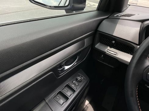 Certified 2025 Honda CR-V Sport image 21