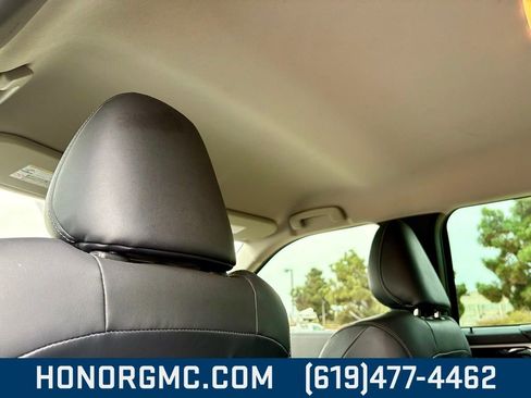 Used 2022 Mitsubishi Outlander SE image 17