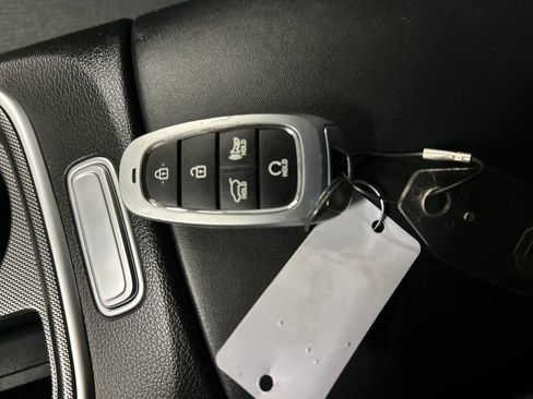 Used 2023 Hyundai Santa Fe SEL FWD image 19