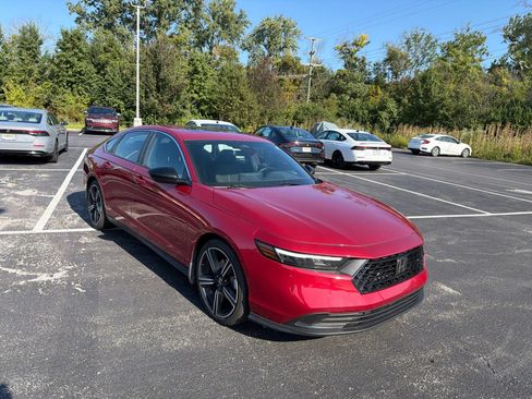 Used 2023 Honda Accord Sport image 8