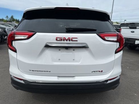 Used 2024 GMC Terrain AT4 w/ Infotainment Package II AWD/4WD image 4
