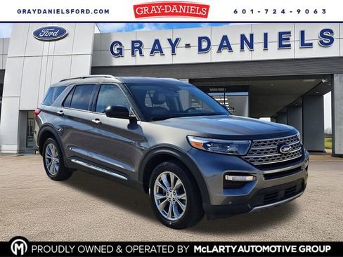 Used 2023 Ford Explorer Limited image 1